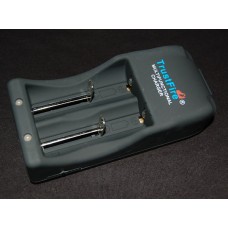 Trustfire TR006 Battery Charger